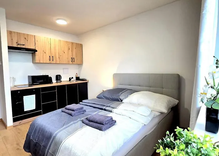 Krasny Na Skok Do Centra Братислава