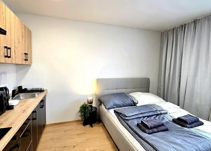 Krasny Na Skok Do Centra Братислава